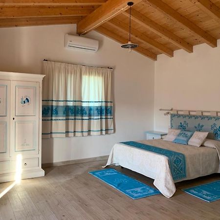 Tenute Venafiorita Loiri Porto San Paolo Exterior foto