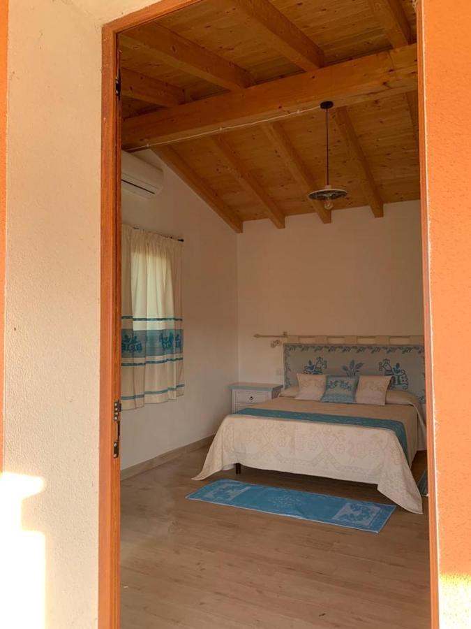 Tenute Venafiorita Loiri Porto San Paolo Exterior foto